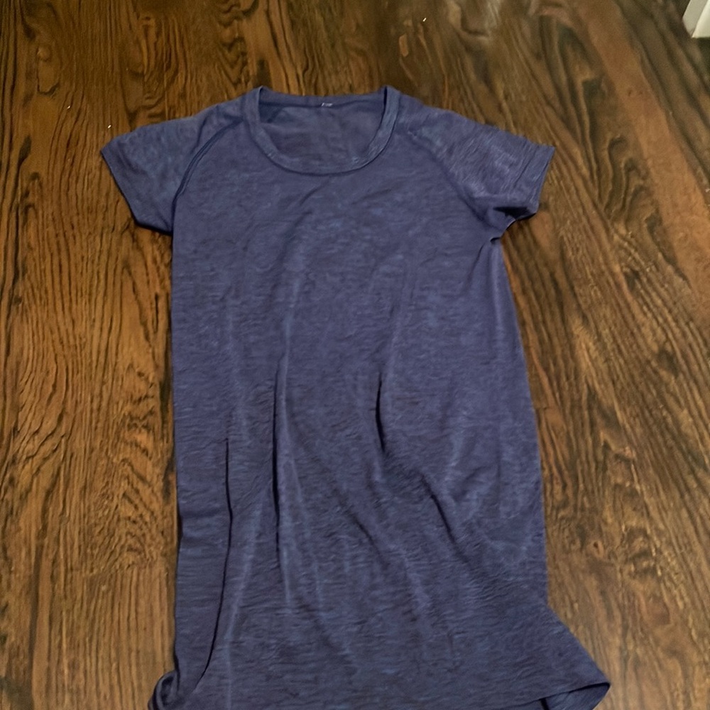 Lululemon, athletic top